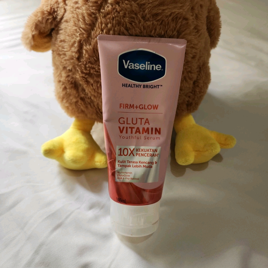 Firm Glow Gluta Vitamin Youthful Serum - Reformulation in August 2023 imgfdn-d5089404-1c53-4ffc-ac2b-06074e86e663