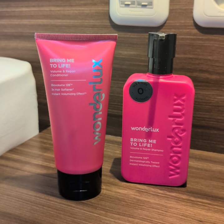 Bring Me to Life! Volume and Repair Shampoo imgfdn-2e697e28-48b5-49f9-849f-70aff5e862a5