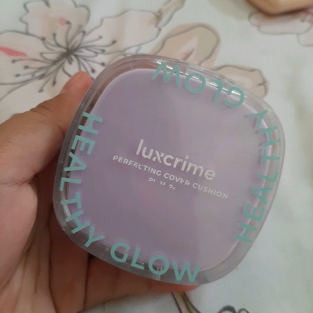 Perfecting Cover Cushion: Healthy Glow SPF 35 PA+++ - W01 imgfdn-11b2711d-8764-4948-beb8-d89ba3765510