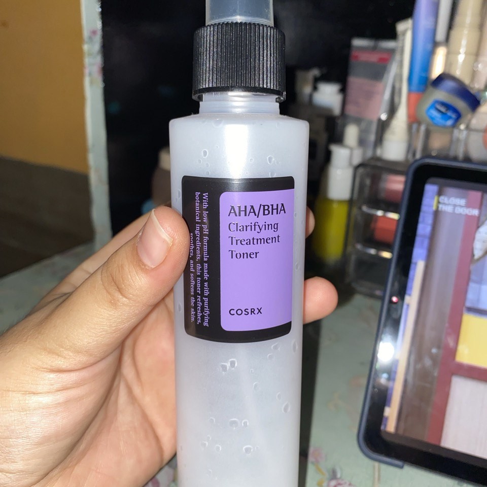 AHA/BHA Clarifying Treatment Toner imgfdn-7110fefc-019a-443b-8545-95ea9c769b4f