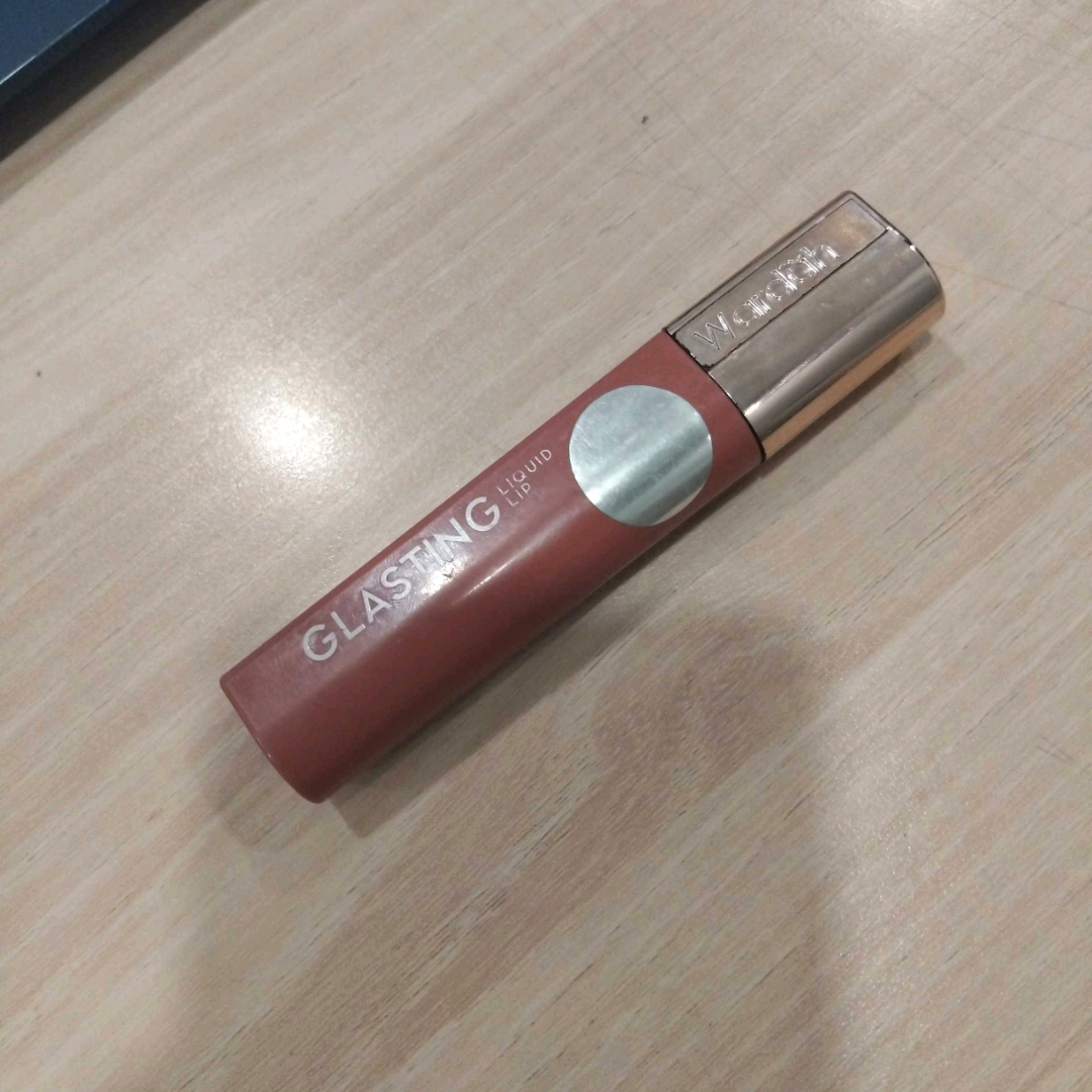 Glasting Liquid Lip - 05 Glazing Berry imgfdn-636f1ab6-3c8f-4773-8721-0999bb3d9c70
