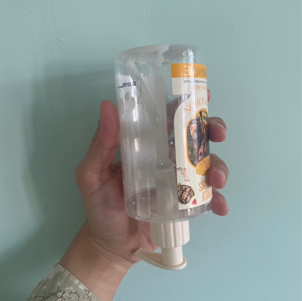 Body Lotion - Citron Glace imgfdn-df7c19c5-afa7-42a1-84b3-5f384700b6b6