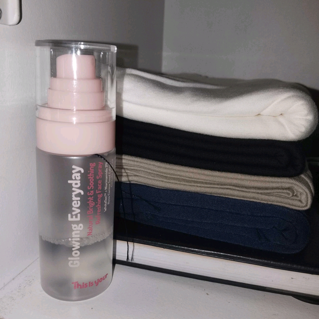 Face Spray Glowing Everyday imgfdn-36a06a1f-f13e-4d5a-bb19-f0c3bdbf535b