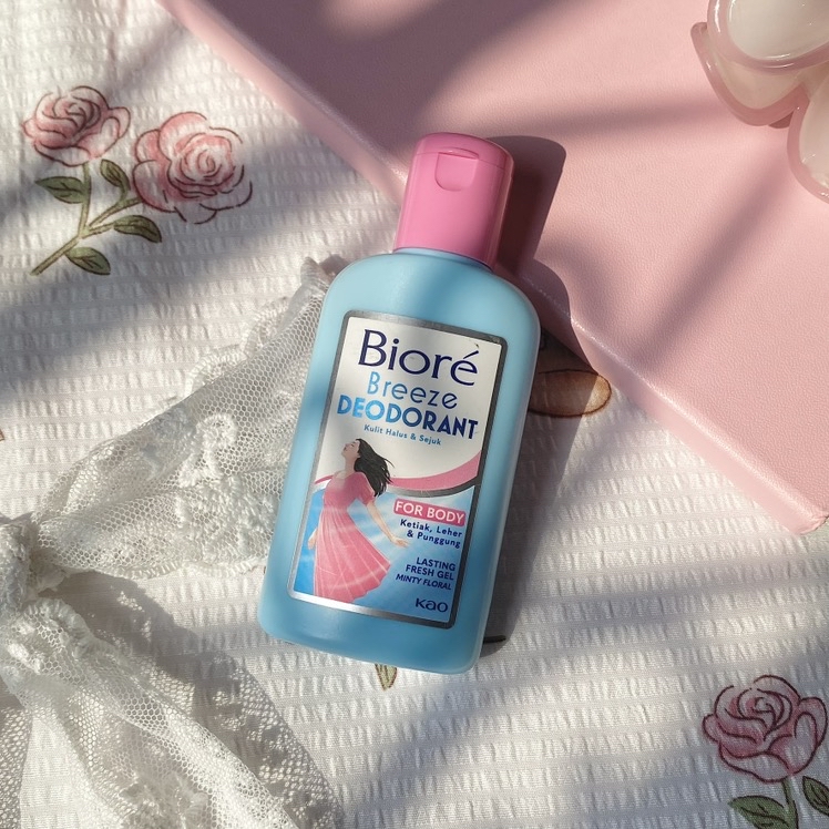Breeze Deodorant Lasting Fresh Gel - Minty Floral imgfdn-fb8b9711-6a97-4616-899a-2972d493802e