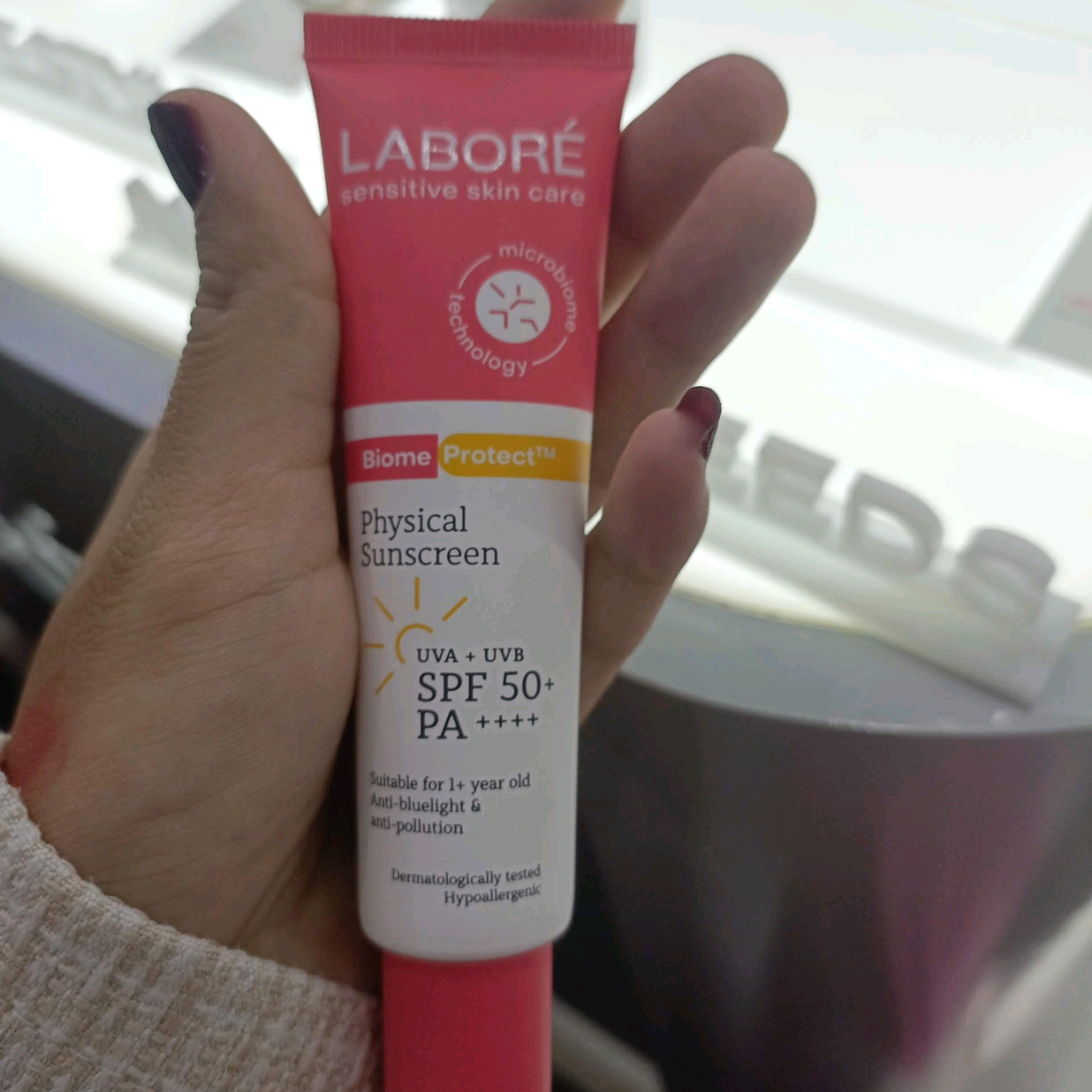 BiomeProtect™ Physical Sunscreen imgfdn-5a461e5c-f704-46a0-843b-da7749c71844