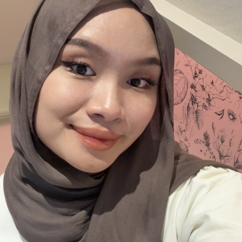 Ultra Cover Powder Foundation - 03 Petal imgfdn-b55355f0-9cc6-4834-a592-340eafe5b26f