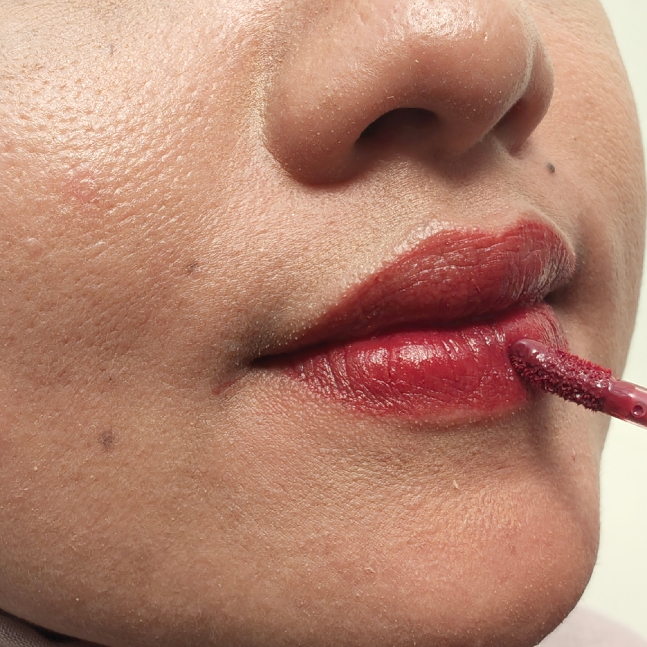 Lippy Serum Tint - Plum Sweet imgfdn-7b5710b9-0a85-44ef-a02b-627e88f5fc78