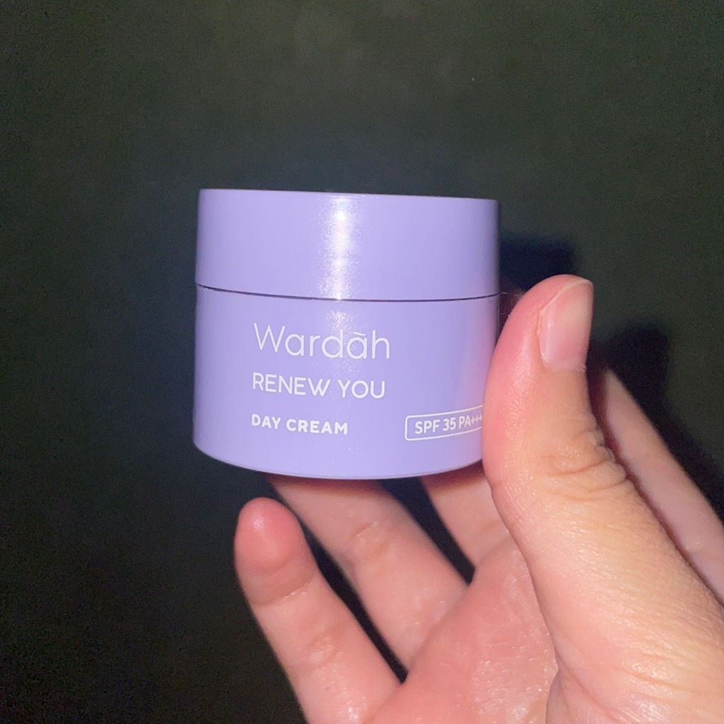 Renew You Anti Aging Day Cream - Reformulation in July 2022 imgfdn-4453d13e-2e90-4b73-8f75-90d85c81475a