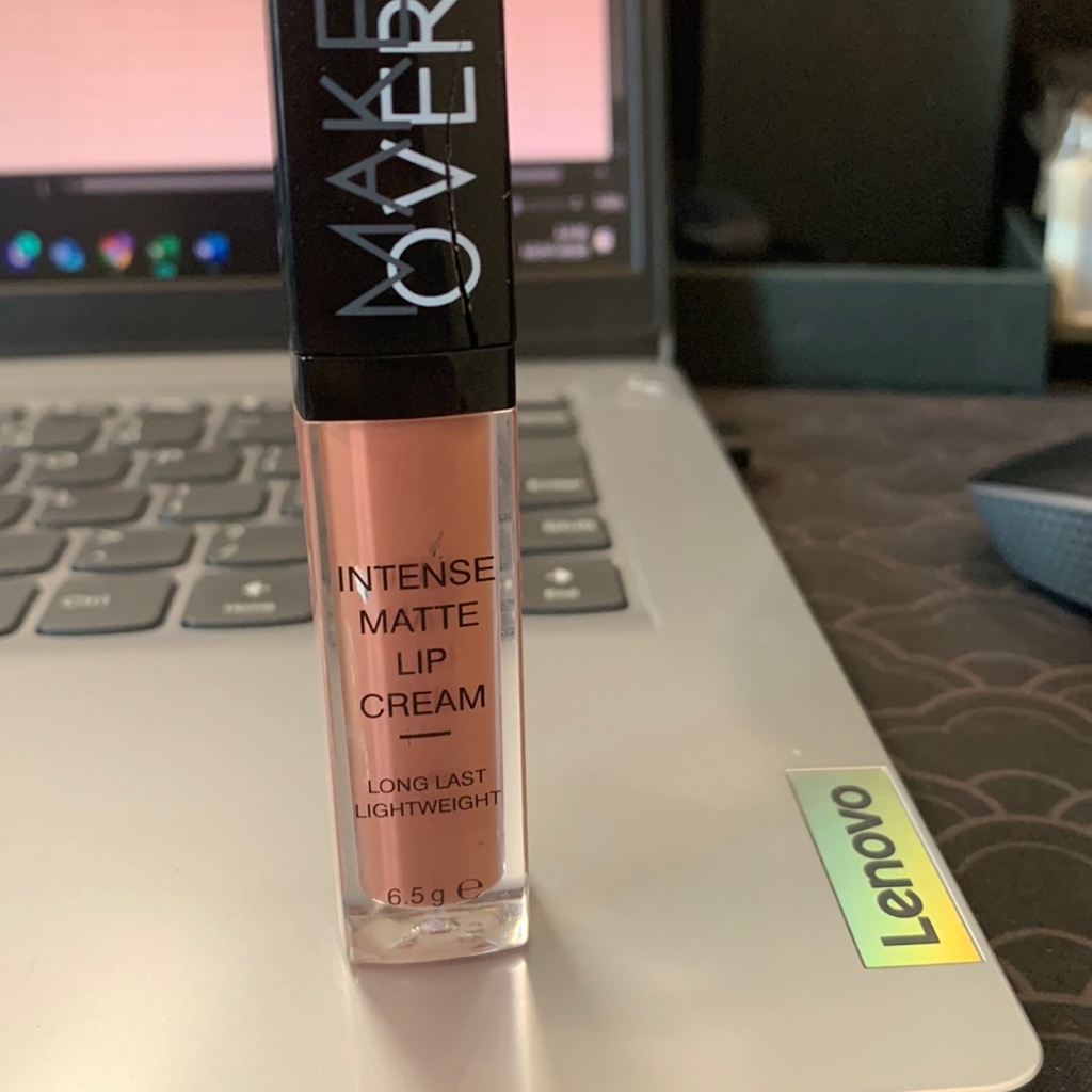 Intense Matte Lip Cream - 011 Pompous imgfdn-902aaae5-df8b-4dd4-81aa-7d5572790efe
