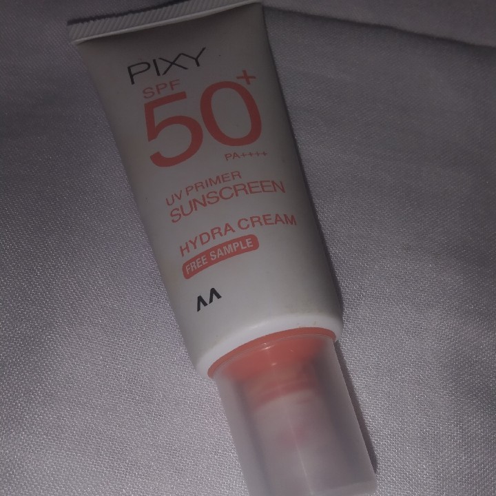 UV Primer Suncreen Hydra Cream imgfdn-bd0b253a-7684-4420-8867-3520b49d2f82