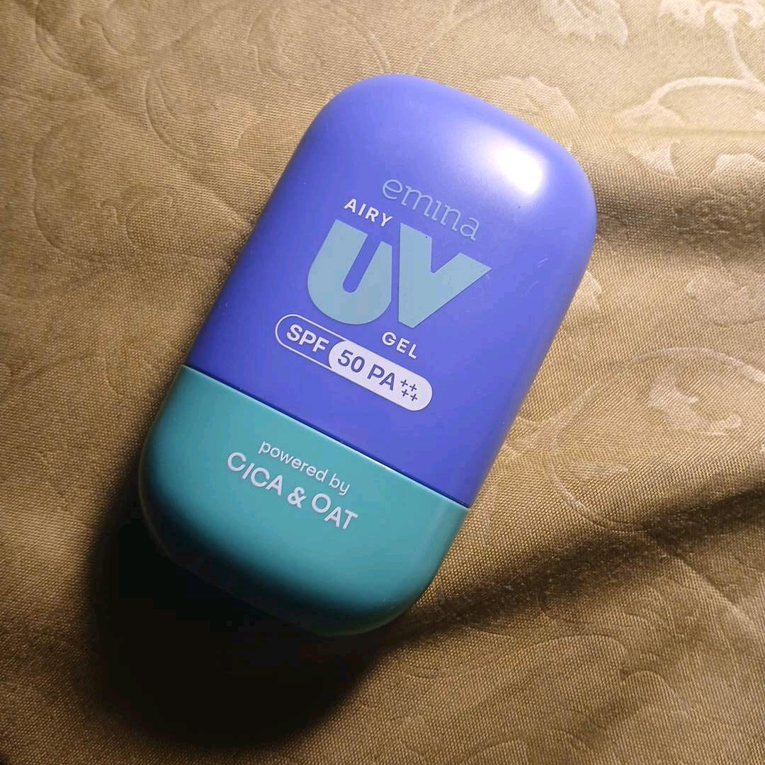Emina UV Gel Sunscreen SPF 50 PA++++ - Airy imgfdn-4312e0ea-803d-4a10-a0e2-f62f070db65b