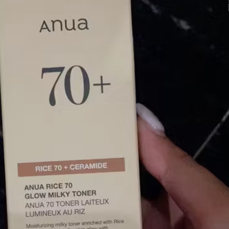 Rice 70 Glow Milky Toner imgfdn-554ebd25-7c12-429a-81af-8728133b8454