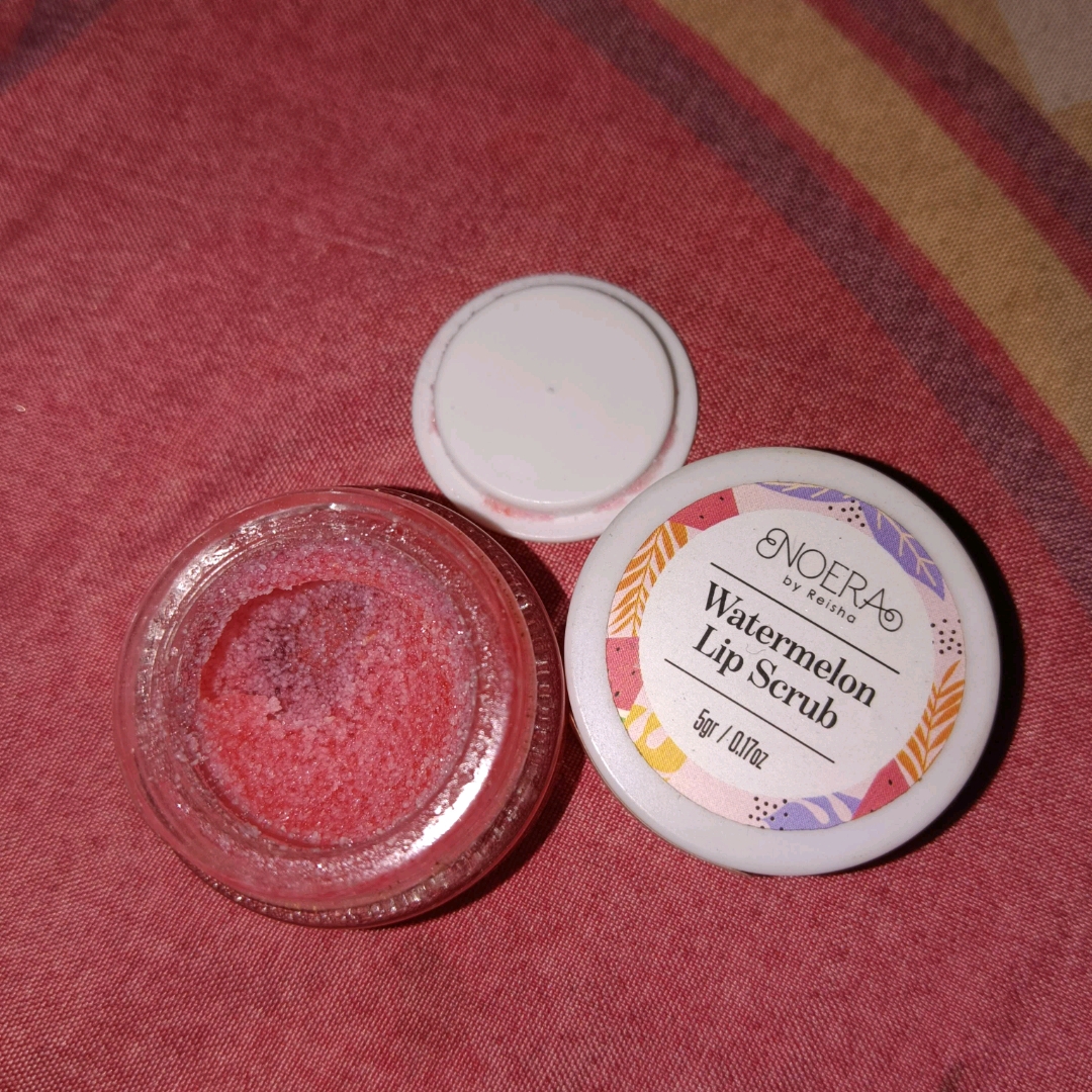 Noera Watermelon Lip Scrub imgfdn-da62f29a-f8c1-4f25-bc2d-c1fcd8c89ddb