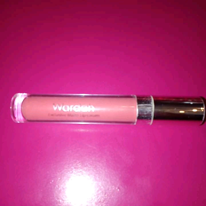 Exclusive Matte Lip Cream - 04 Pink Me imgfdn-c2d7f494-a058-49c5-a217-1a223fd8ce9d