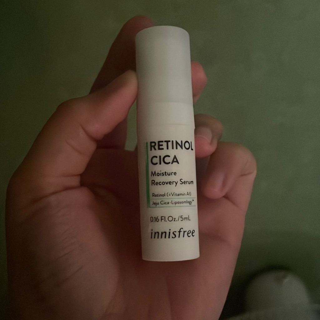 Retinol Cica Moisture Recovery Serum imgfdn-ae72a7de-2c03-43eb-8f36-e01d358650a1