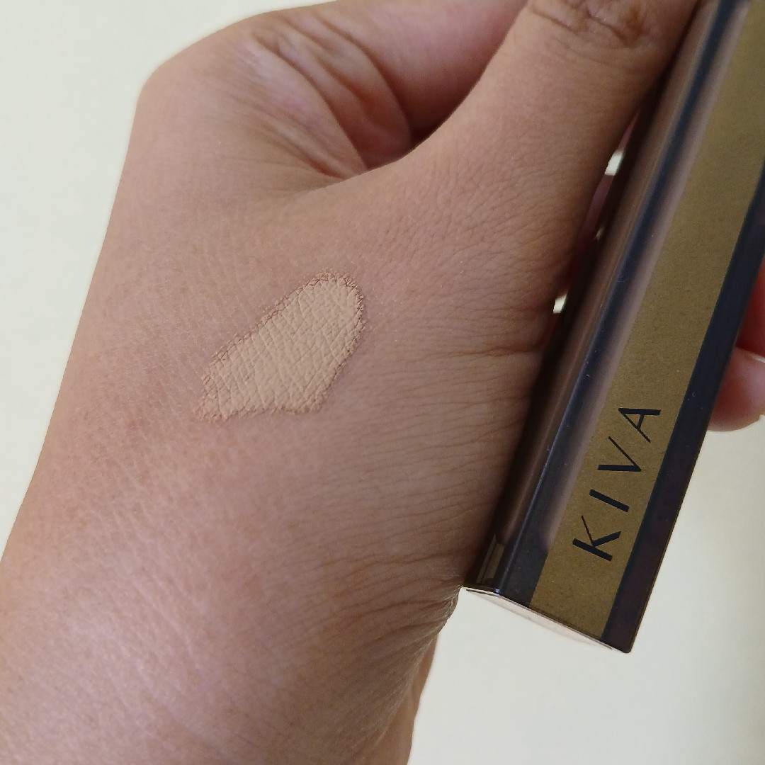 Perfect Touch Creamy Concealer - Tan imgfdn-69ce2c0d-e29b-47a7-ab29-1cb1e32e3f49