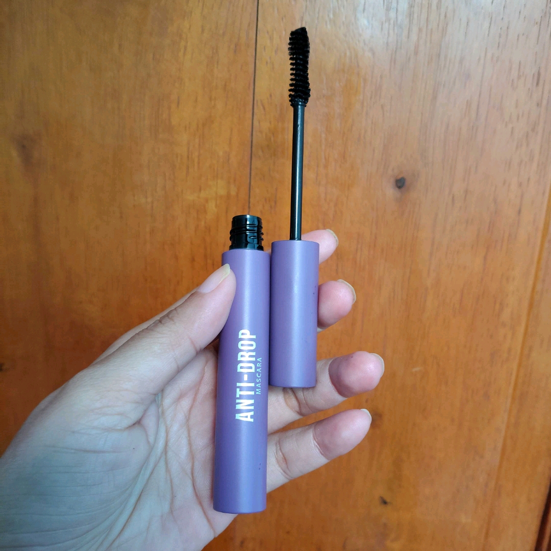 Anti Drop Mascara imgfdn-1ecada92-1997-4948-9e28-db938099ccd7