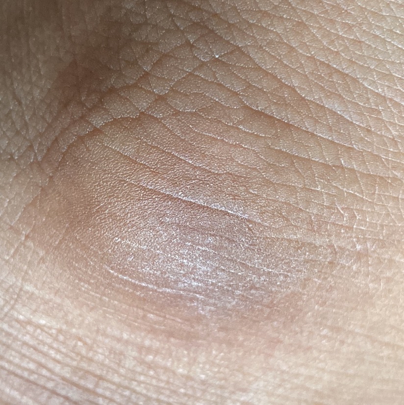 No Bump Lotion imgfdn-fdfdffc7-adae-4c8a-a8db-0430df47600b