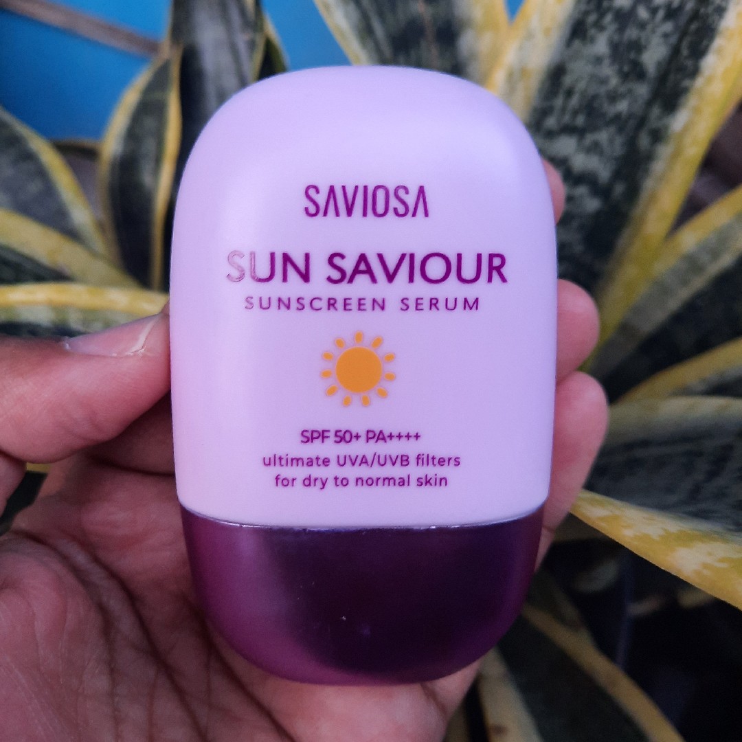 Sun Saviour 2 in 1 Sunscreen Serum imgfdn-11c74ae9-bf0c-4797-87e7-b8e1c643d74d