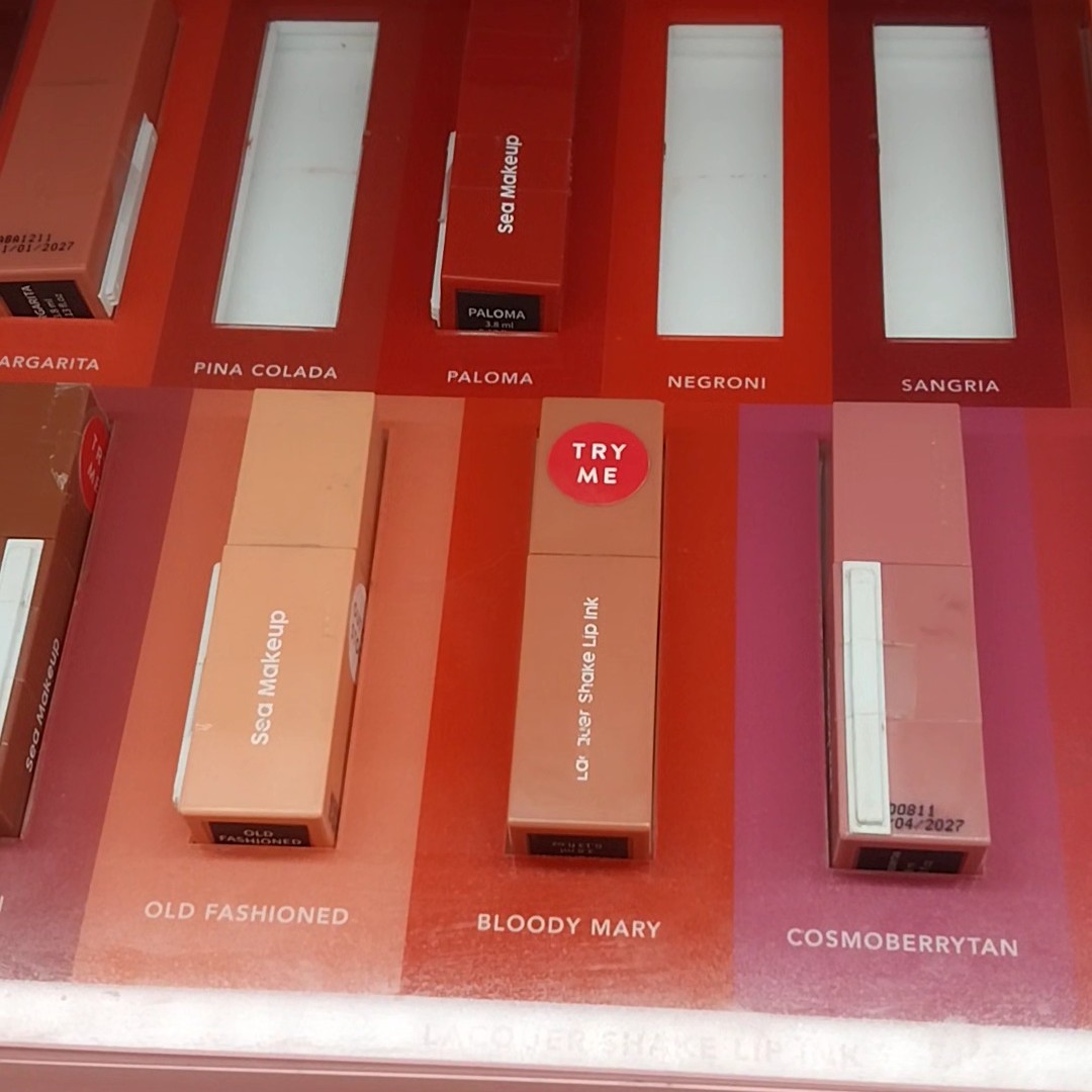 Lacquer Shake Lip Ink - Manhattan imgfdn-0d164e6a-8804-47bb-8f4a-69a7ddf8466b