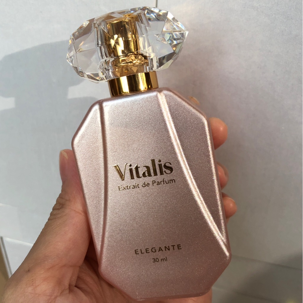 Extrait De Parfum - Elegante imgfdn-94a34574-ab01-4d52-973b-3b05fb9ffc79