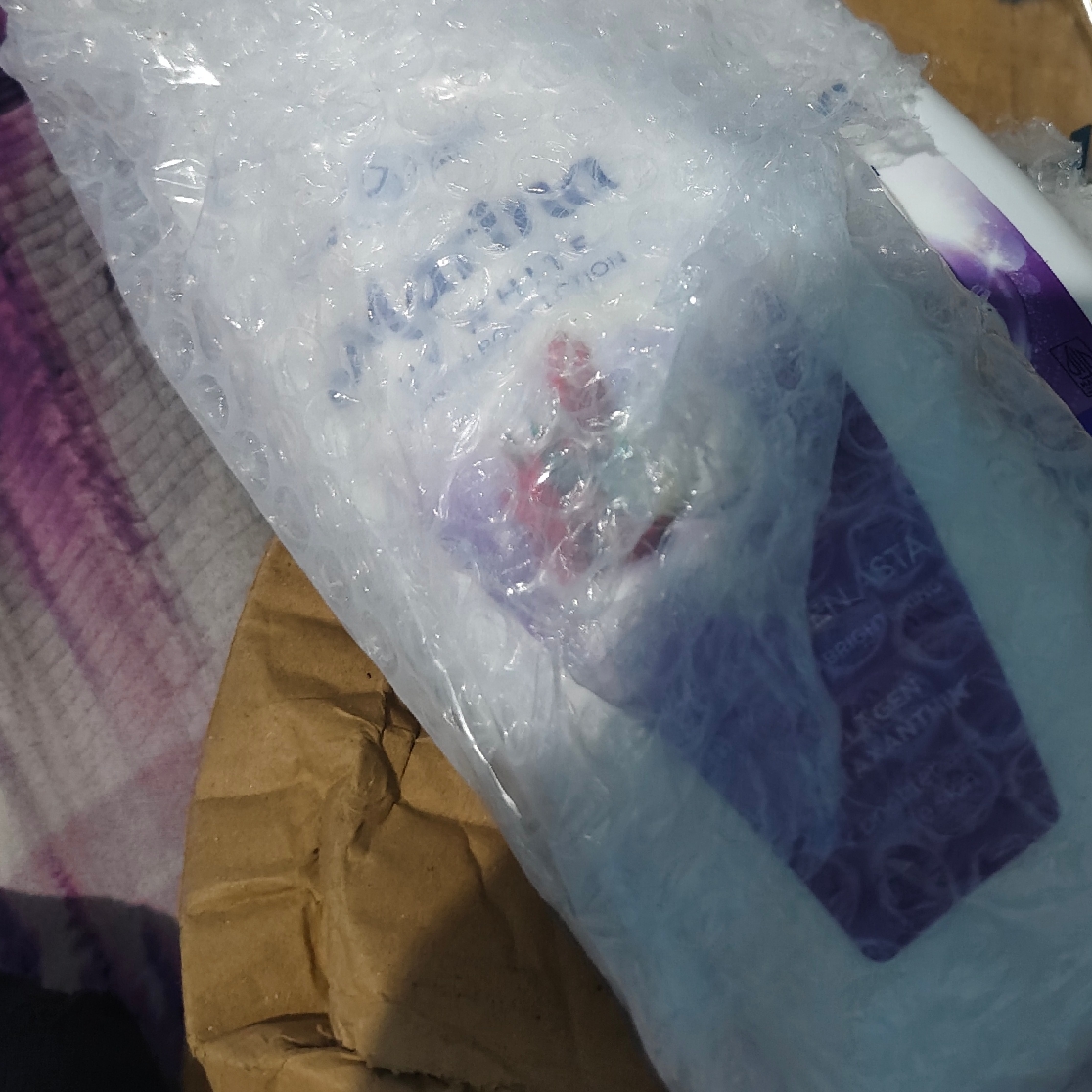 UV White E Collagen Asta Lotion imgfdn-ea7efd37-8694-447a-810b-60204a120164