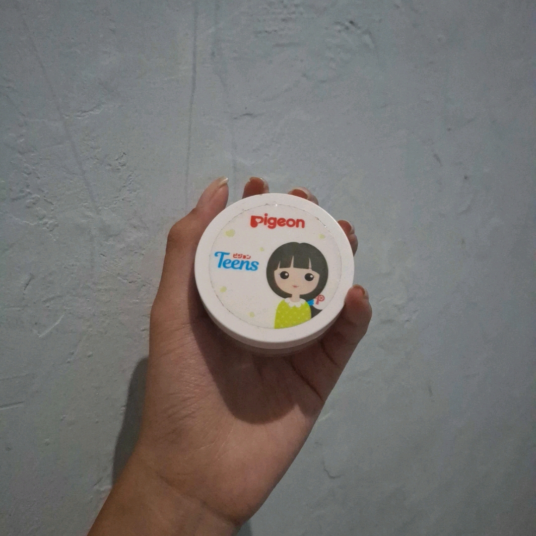 Squalane Face Powder imgfdn-0bbded40-a50f-4b43-ae6e-87a48eb97352