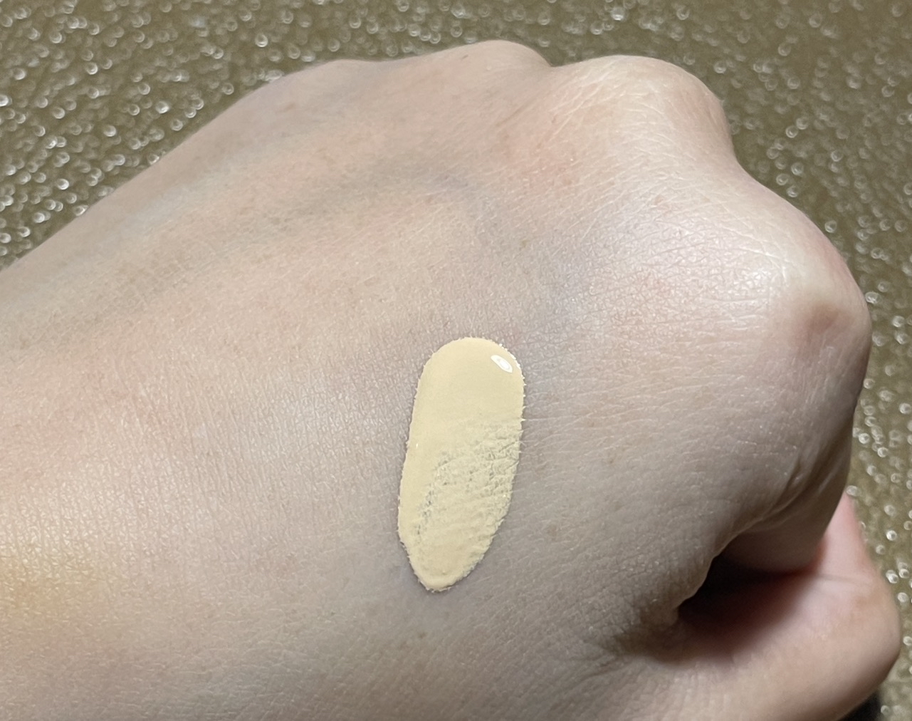 Minimalist Blurring Serum Skintint SPF 35 PA++ - Custard imgfdn-4f4be952-1d32-49d2-b247-c8127a10d322