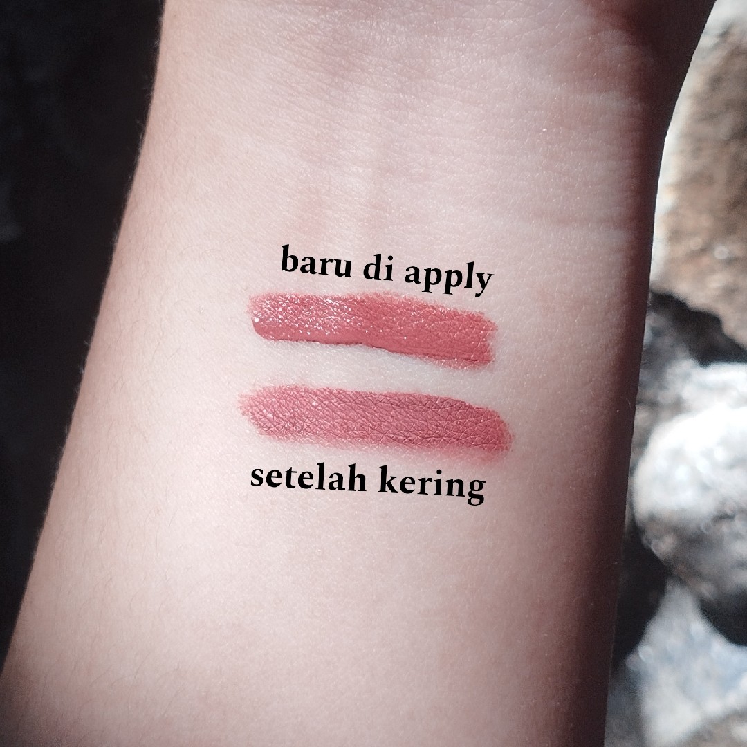 Colorfit Last All Day Lip Paint - Berry Lasting imgfdn-c9632527-517c-47fd-bc54-6e3bb91597f4