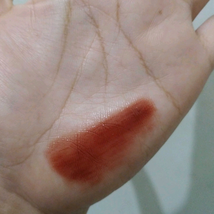 Ink-Like Air Glasstick - Trophy Wife imgfdn-081296a4-521d-4e11-b9d4-22c6ddb8a0b2