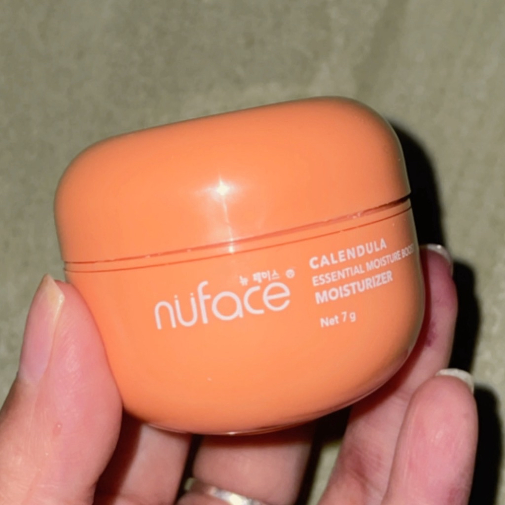 Calendula Essential Moisture Boost Moisturizer imgfdn-9f18059c-7ed6-434e-84bb-1c8eaa842c3e