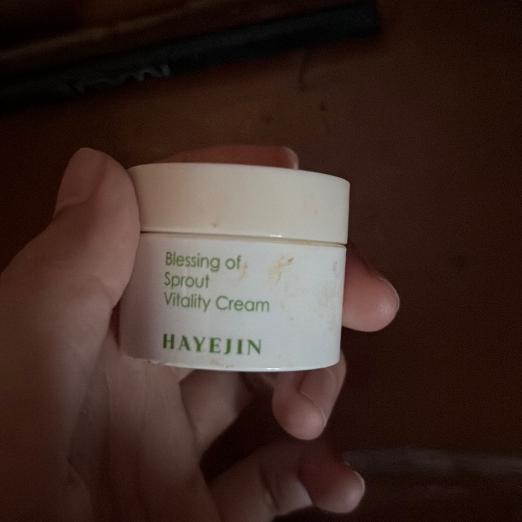 Blessing of Sprout Vitality Cream imgfdn-cc775838-ac18-4031-a928-6d88830a65b7