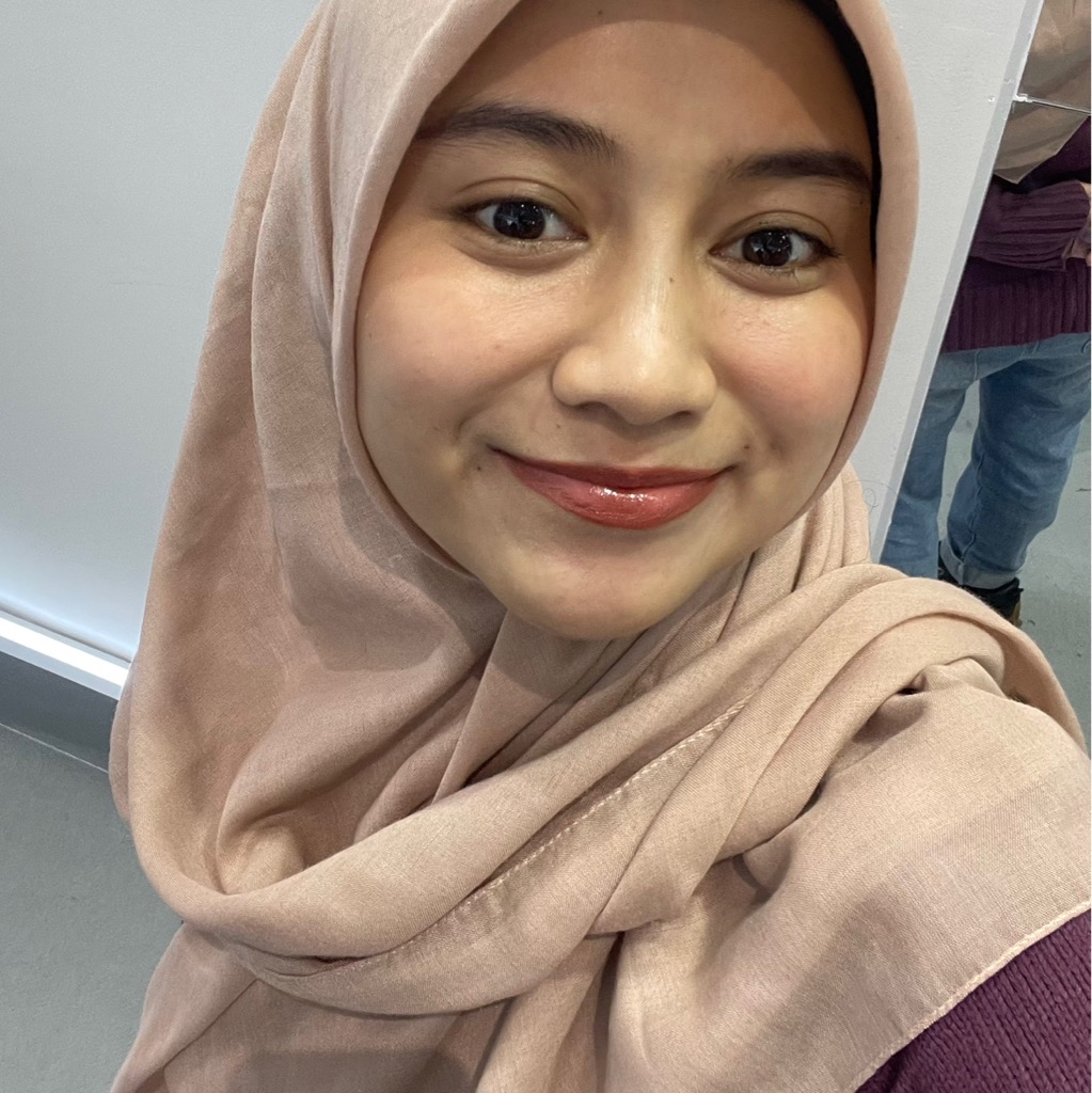 Brow Filler Slim Retractable Eyebrow - Grey Brown imgfdn-3f055a0a-4708-4ef8-aac4-12423b09bd25