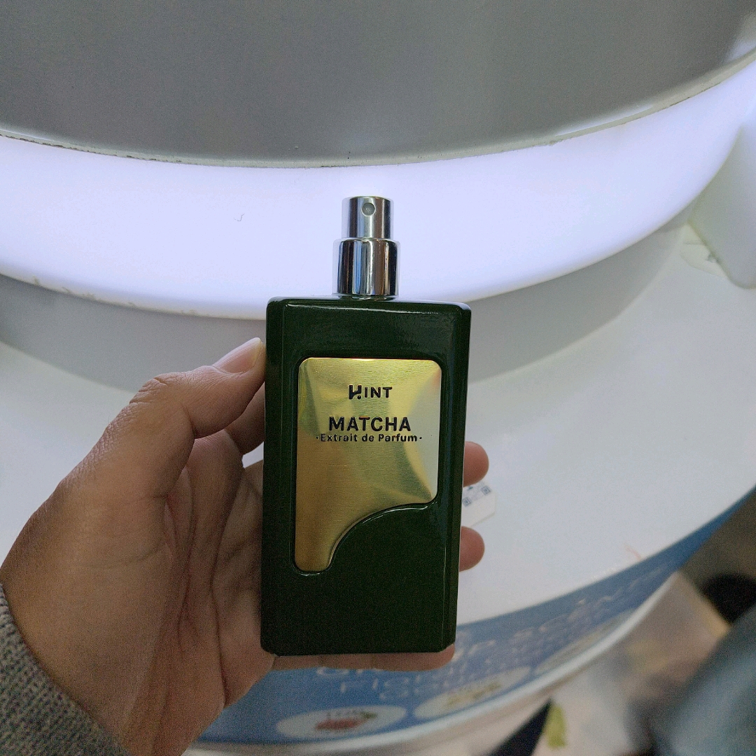Matcha Extrait De Parfum imgfdn-587b2948-bc72-45f8-9984-6280cbc38e5e