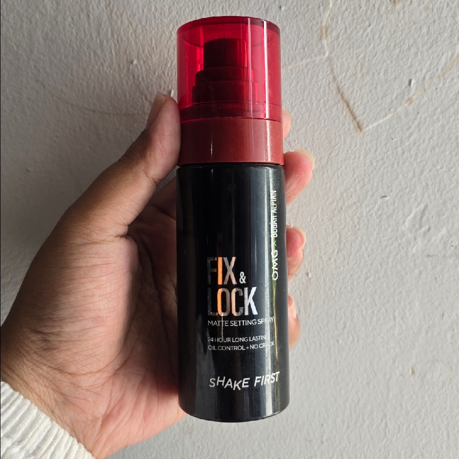 Fix & Lock Matte Setting Spray imgfdn-e005f214-ca82-429c-b7da-cbae3e1a6ea8