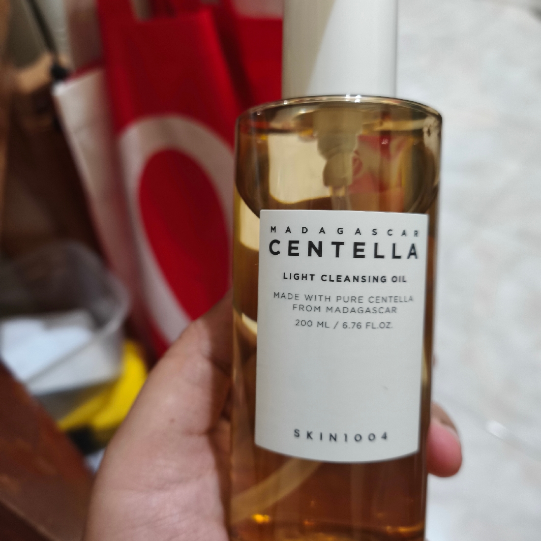 Madagascar Centella Light Cleansing Oil imgfdn-46de97ab-9333-448a-aca8-1ded38cca5e8