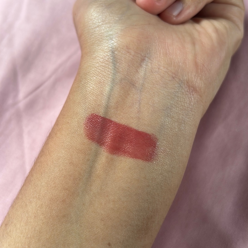 Glassy Lip Lacquer X Hian Tjen - 410 Chrome imgfdn-cad5e988-6987-4d64-84fb-79d76561f117