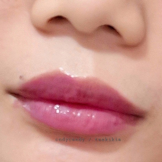 Ink Glasting Lip Gloss - 05 Way To Go imgfdn-b3c7348b-194d-4836-a5a4-e44616dba957