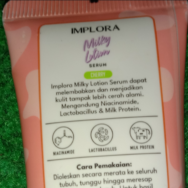 Milky Lotion Serum - Cherry imgfdn-d3a26ac8-53a1-4302-ac26-a1b1aae1c2ef