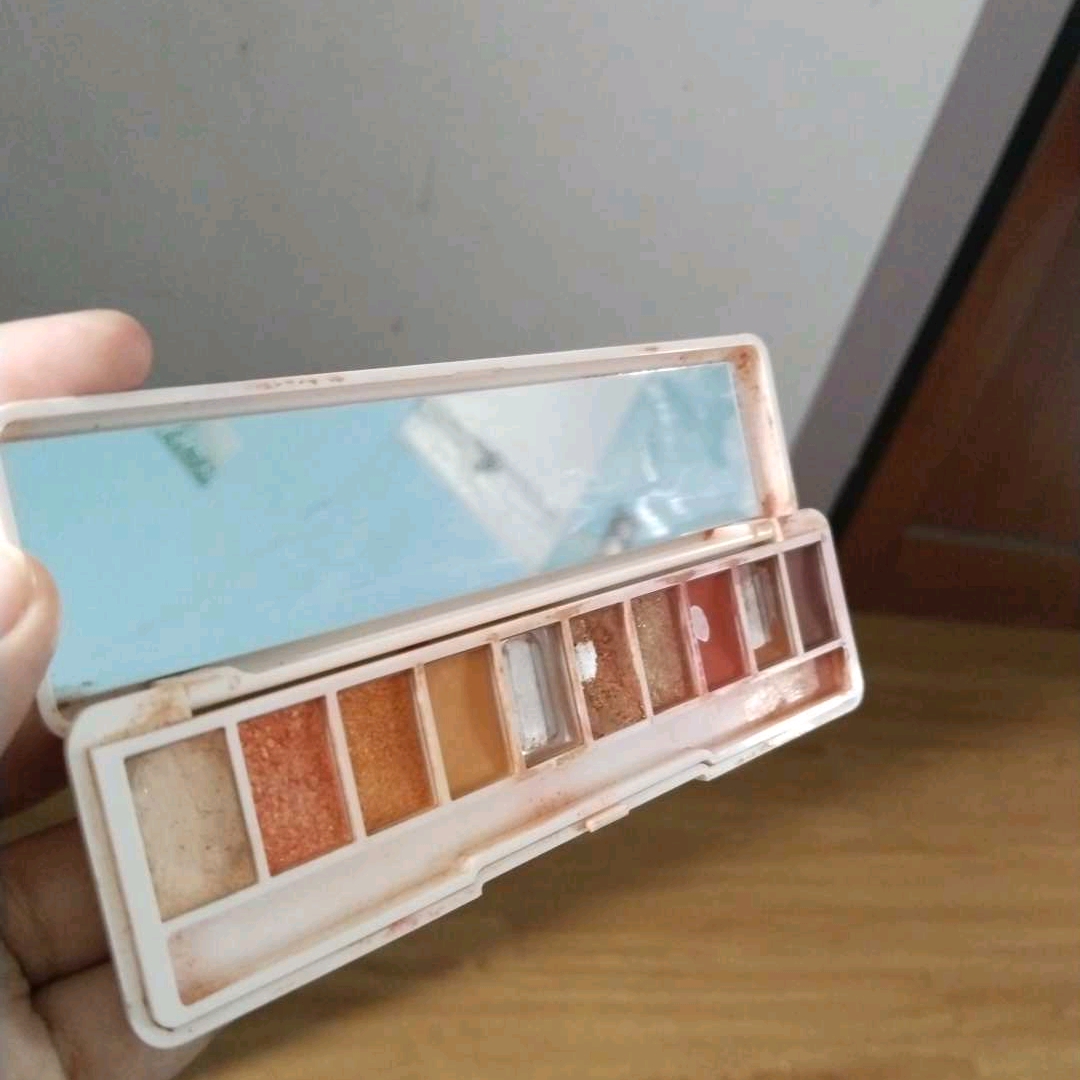 10 Colors Eyeshadow Palette - #3 imgfdn-9c1db469-3371-44d0-8d65-dbe8a80c053b