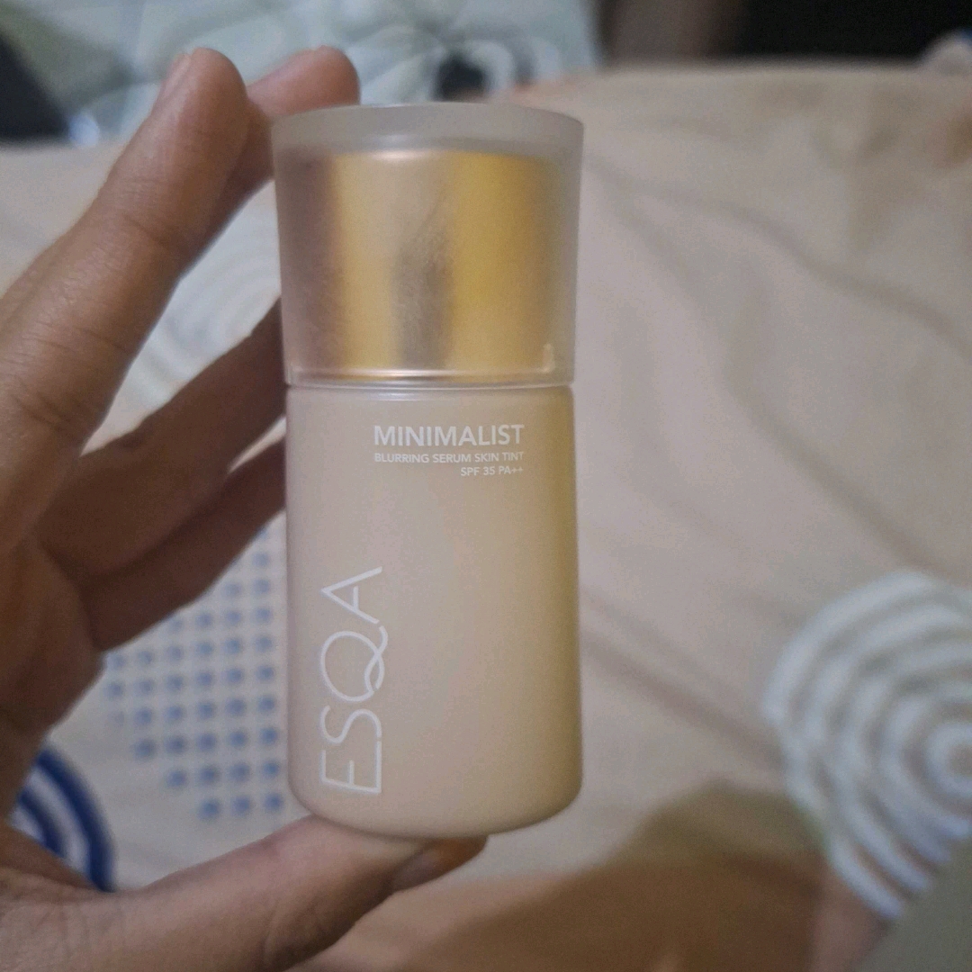 Minimalist Blurring Serum Skintint SPF 35 PA++ - Toffee imgfdn-94e8d4a9-0d3e-49ee-9aa9-27cb2c4a01db