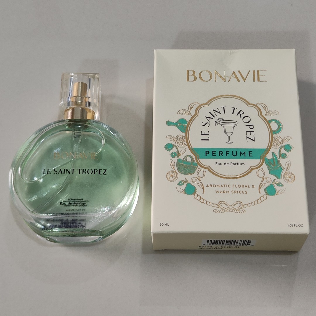 Le Saint Tropez imgfdn-27930eb1-8f2d-4e21-af60-d398ecb61d85