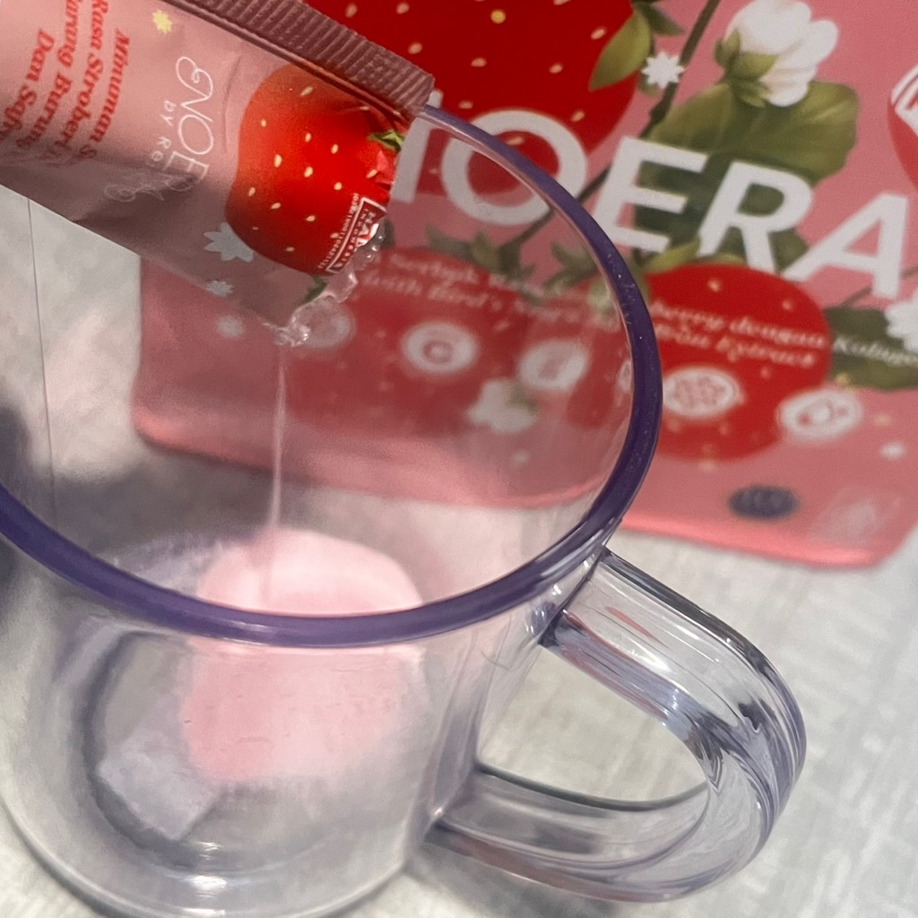 Collagen Drink with Birds Nest & Saffron Extract - Strawberry imgfdn-b6483d58-a089-4420-8fe9-431e34875dd7