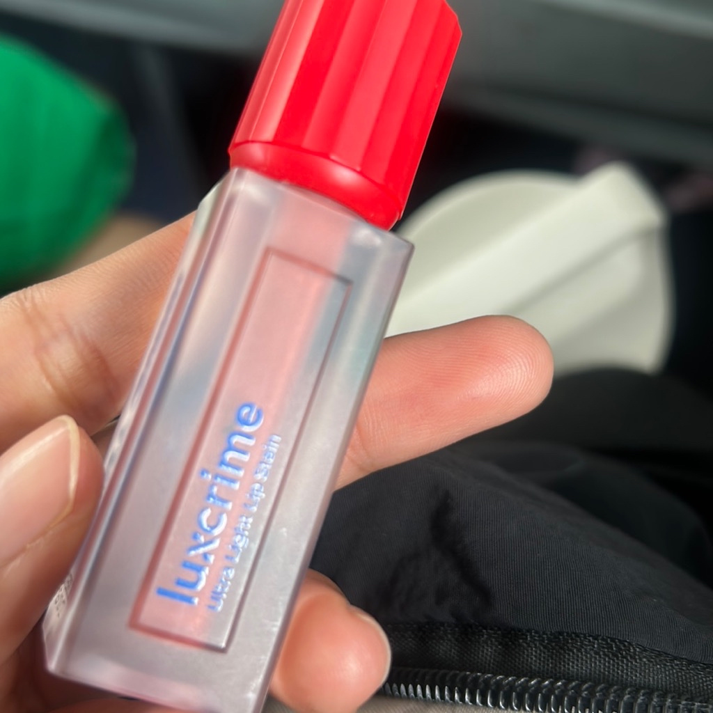 Luxcrime X BeautyHaul Ultra Light Lip Stain - Beautycrime 01 imgfdn-b5caaa81-ed53-4303-8425-01cd4716570f