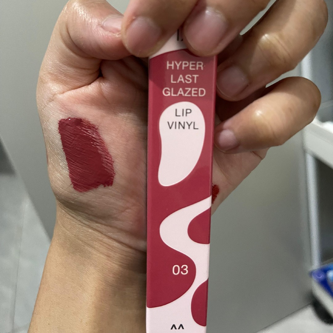 Hyperlast Glazed Lip Vinyl - 03 Charming Pink imgfdn-7db75e17-9441-43e7-a3f0-a8e17ddacc0a