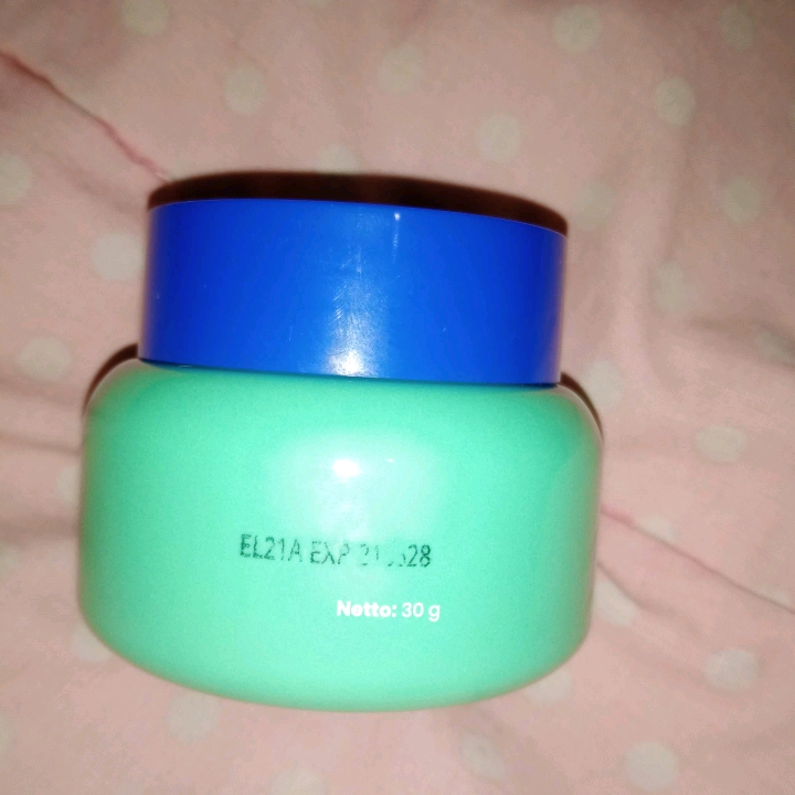 Water Calming Gel Moisturizer imgfdn-2069b140-0be6-40bb-876c-97f0311bff15