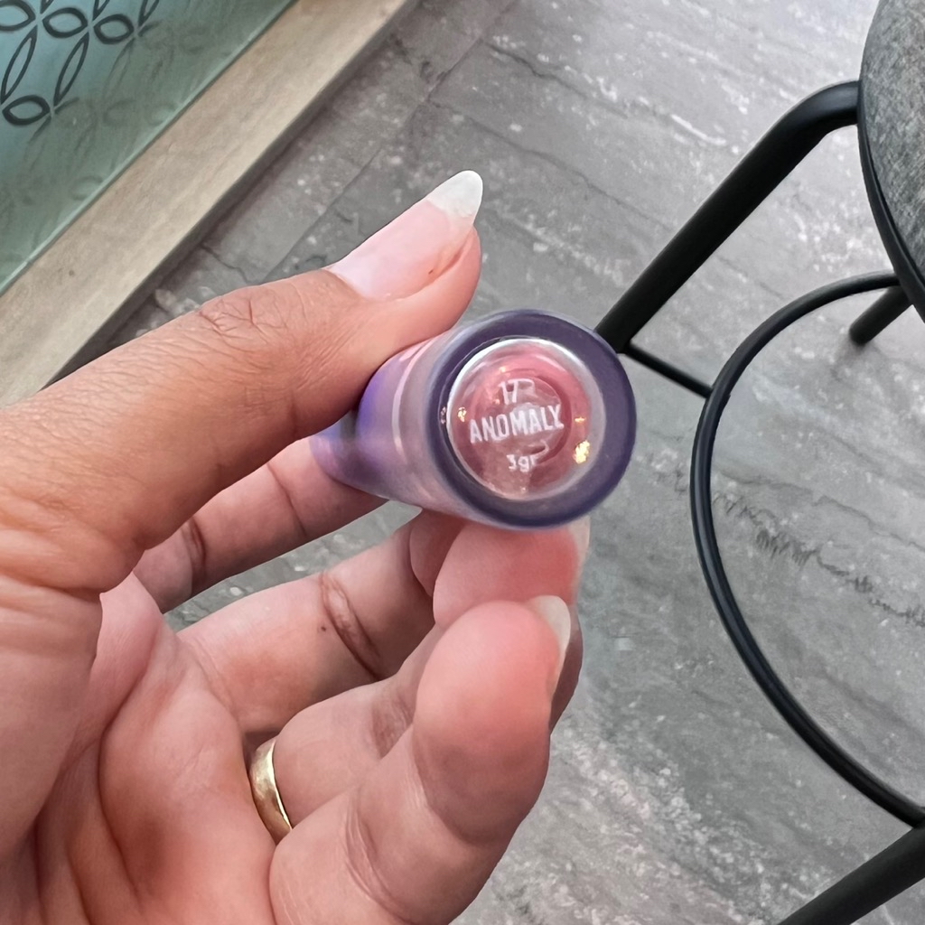 IDOL BLURRY Soft Lip Matte - Anomaly imgfdn-f7b79421-1f30-4005-8c01-612e6558da44