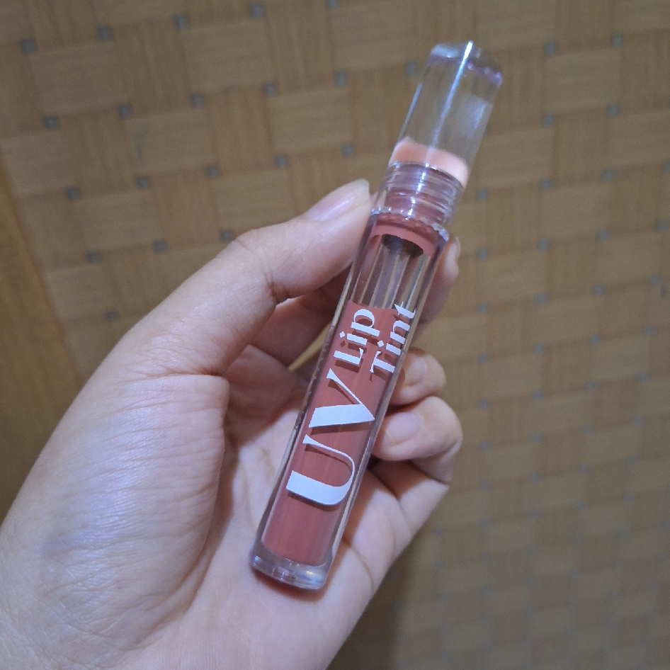 UV Lip Tint - Blind Date imgfdn-379f5270-3dc5-4ac5-b8ad-0e4bcf43dcff
