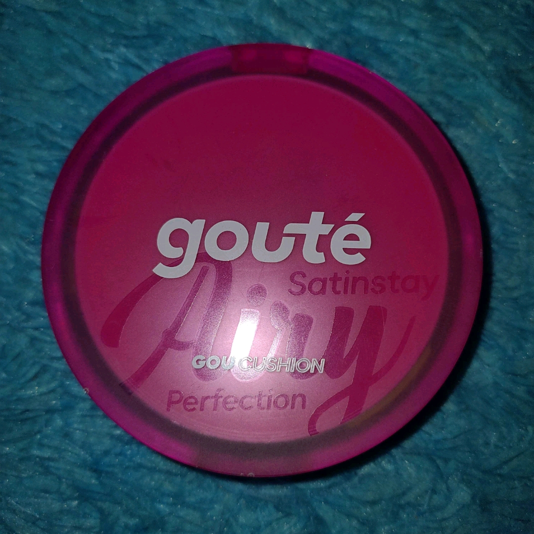 Goucushion Satin Stay Airy Perfection - 02 Royal Palais imgfdn-dd9696e2-0657-45f9-a024-d5c16631e75d