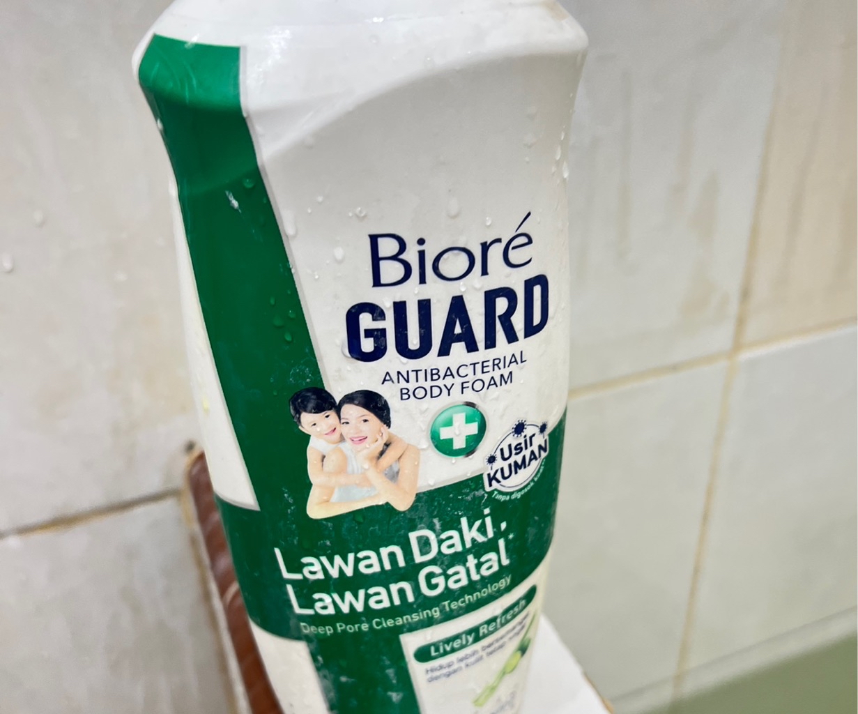 Guard Body Foam - Lively Refresh imgfdn-77db9bbe-17e9-41dd-98f5-e618d991ccbd